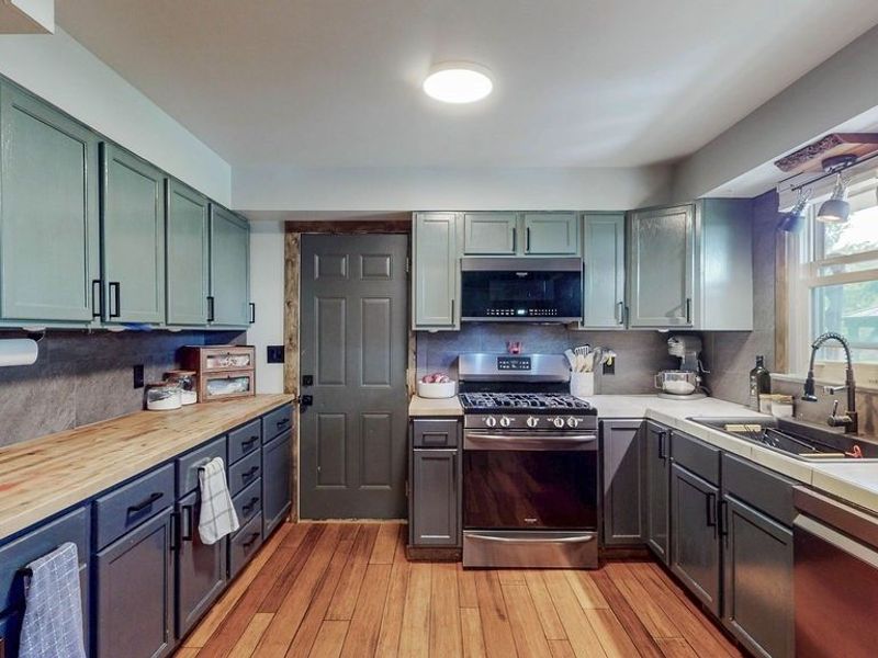 1350 W Vine Street, Alliance, OH 44601 Photo 7
