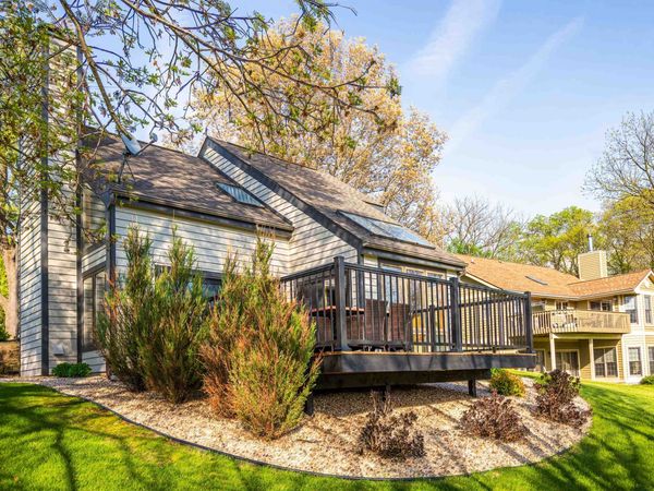 20 Gleneagle Drive, Galena, IL 61036