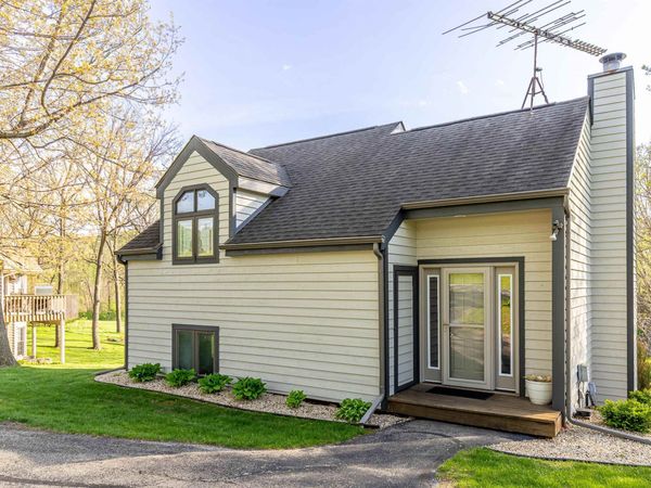 20 Gleneagle Drive, Galena, IL 61036