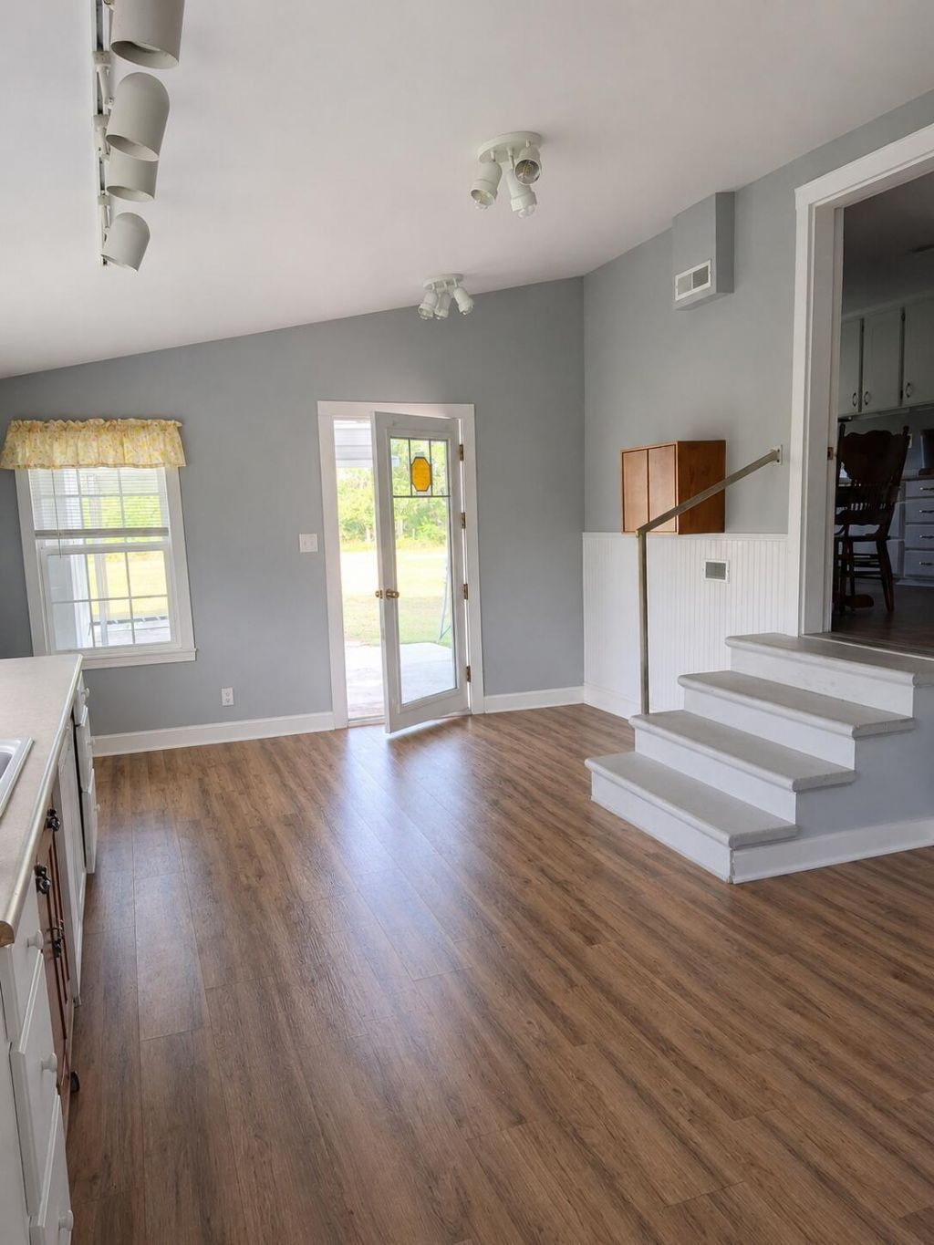 450 Carson Road Photo 9