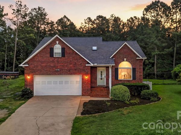 157 Whittington Ridge Drive , Taylorsville, NC 28681