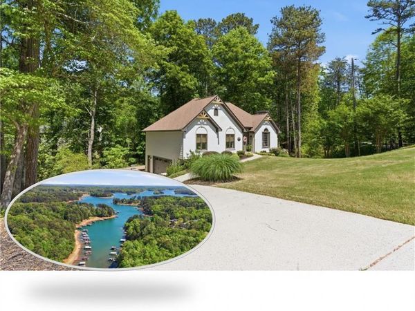 2815 Lake Court , Cumming, GA 30041