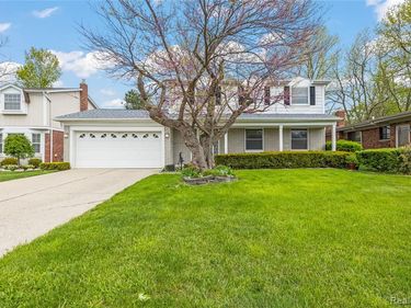 6748 Brookshire Drive, CANTON, MI 48187
