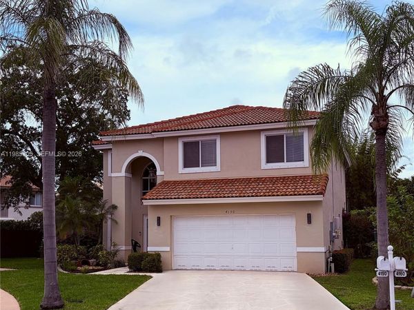 4150 NW 62nd Dr, Coconut Creek, FL 33073