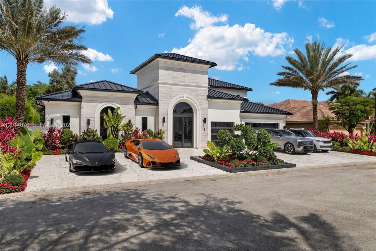 541 E Enclave Cir E , Pembroke Pines, FL 33027 Photo