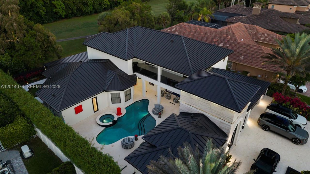 541 E Enclave Cir E , Pembroke Pines, FL 33027 Photo