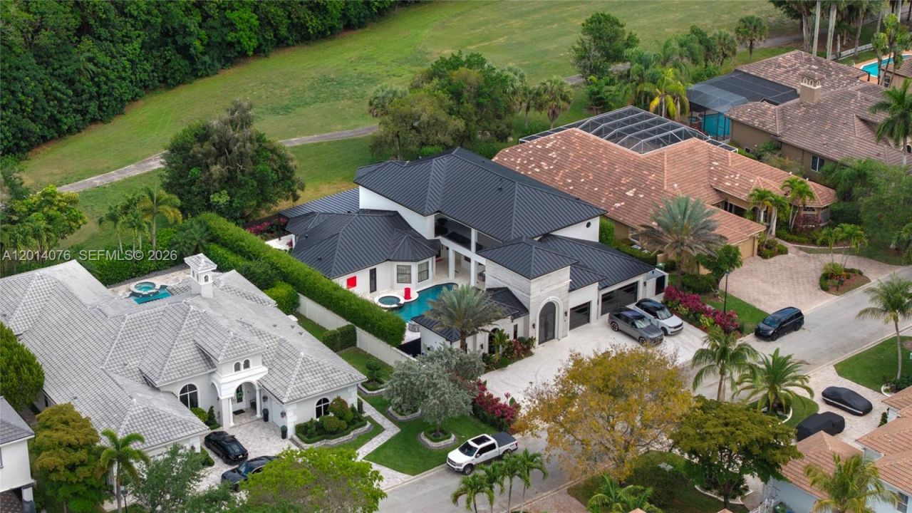 541 E Enclave Cir E , Pembroke Pines, FL 33027 Photo