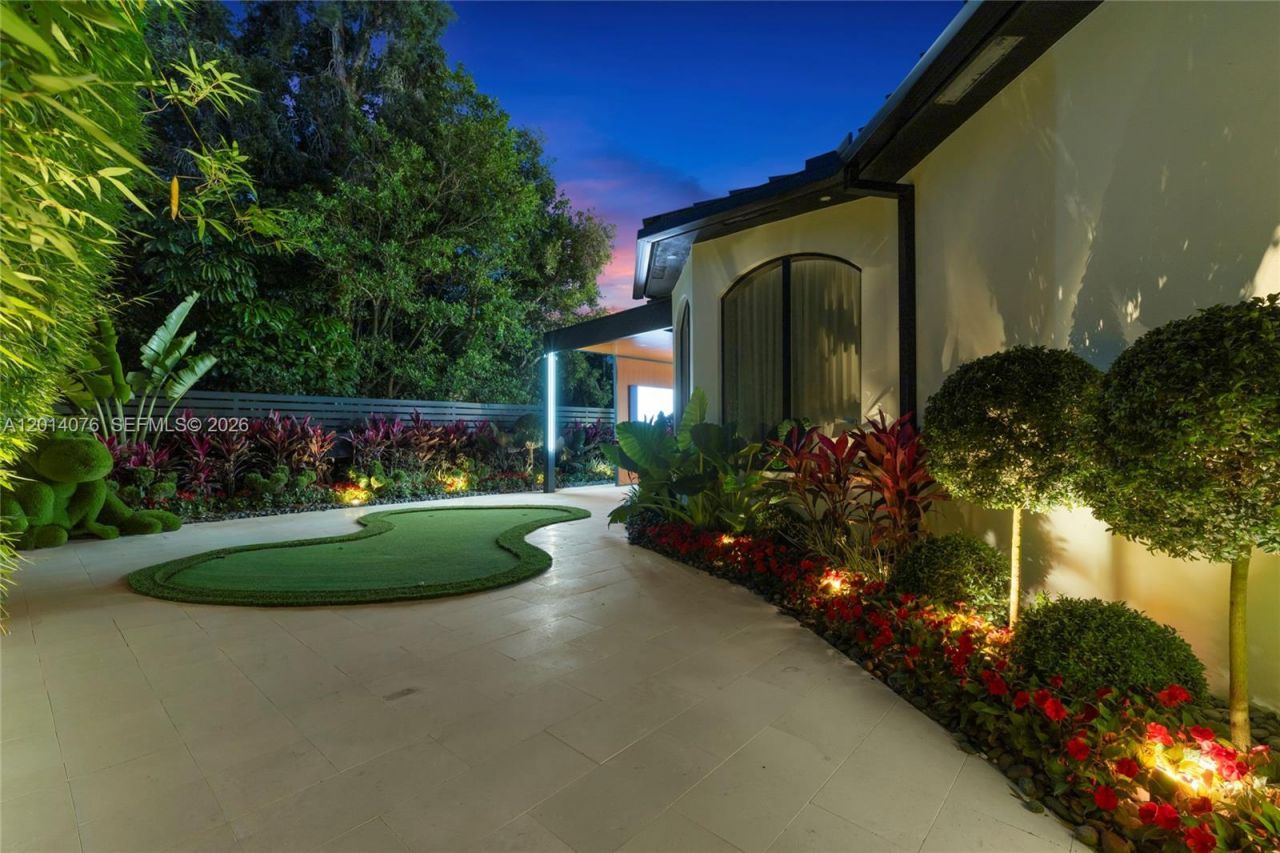 541 E Enclave Cir E , Pembroke Pines, FL 33027 Photo