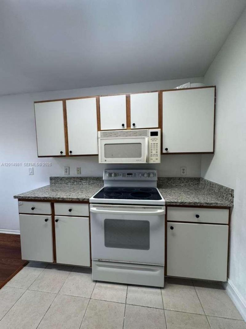 9999 Summerbreeze Dr , Unit 620, Sunrise, FL 33322 Photo