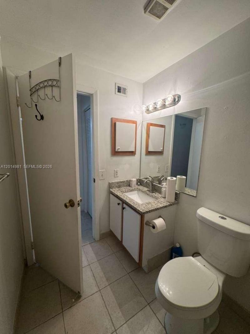 9999 Summerbreeze Dr , Unit 620, Sunrise, FL 33322 Photo