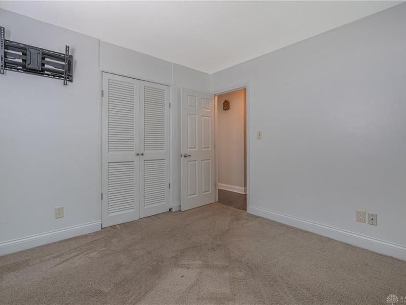 2580 N Aragon Avenue, Kettering, OH 45420 Photo 19
