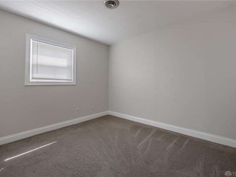 2580 N Aragon Avenue, Kettering, OH 45420 Photo 21