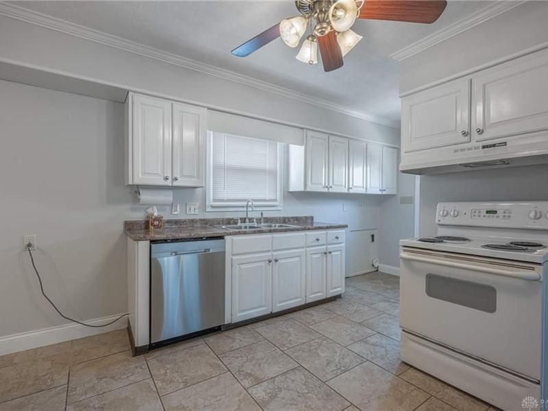 2580 N Aragon Avenue, Kettering, OH 45420 Photo 7