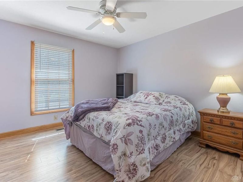 1668 Lago Mar Drive, Washington Township, OH 45458 Photo 17