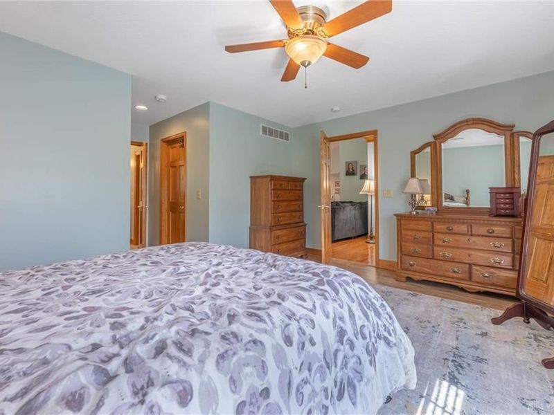 1668 Lago Mar Drive, Washington Township, OH 45458 Photo 21