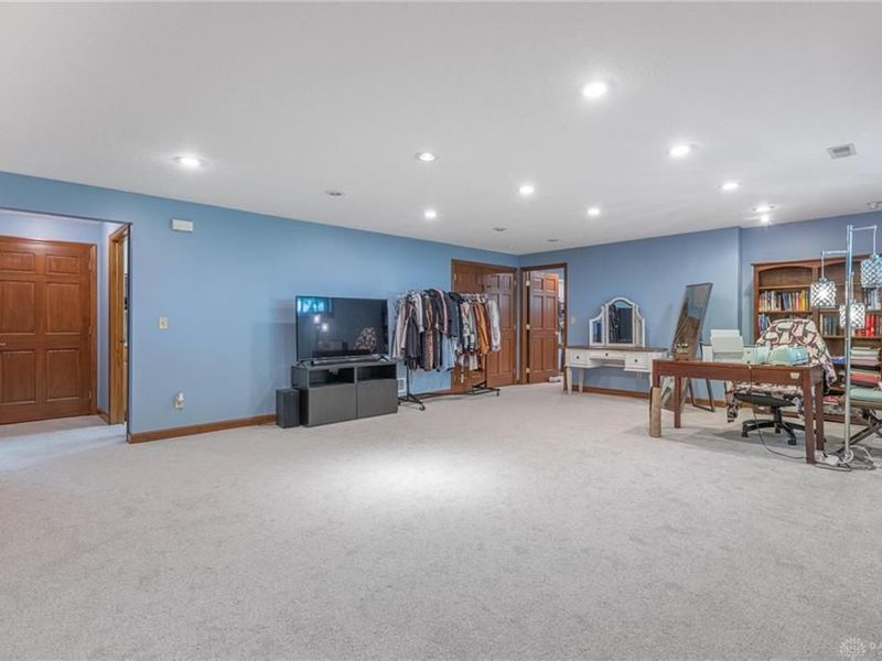 1668 Lago Mar Drive, Washington Township, OH 45458 Photo 25