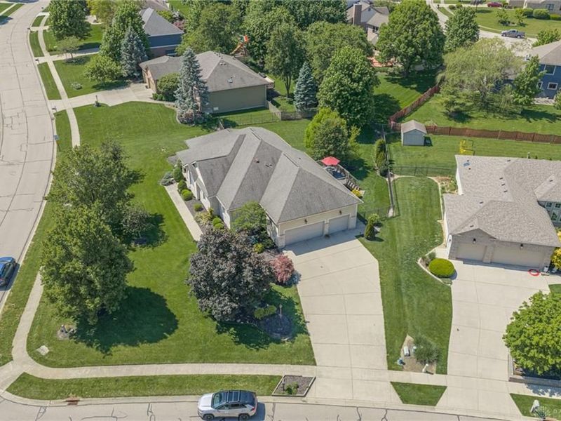 1668 Lago Mar Drive, Washington Township, OH 45458 Photo 34