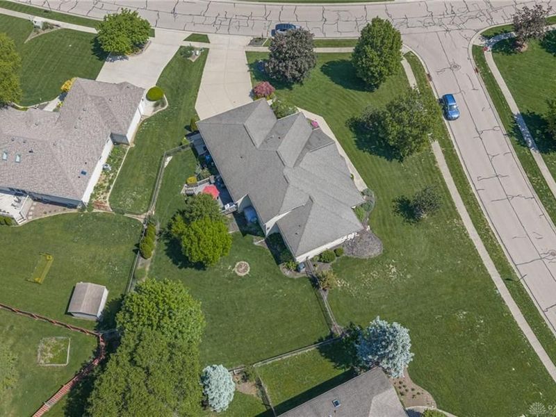 1668 Lago Mar Drive, Washington Township, OH 45458 Photo 37
