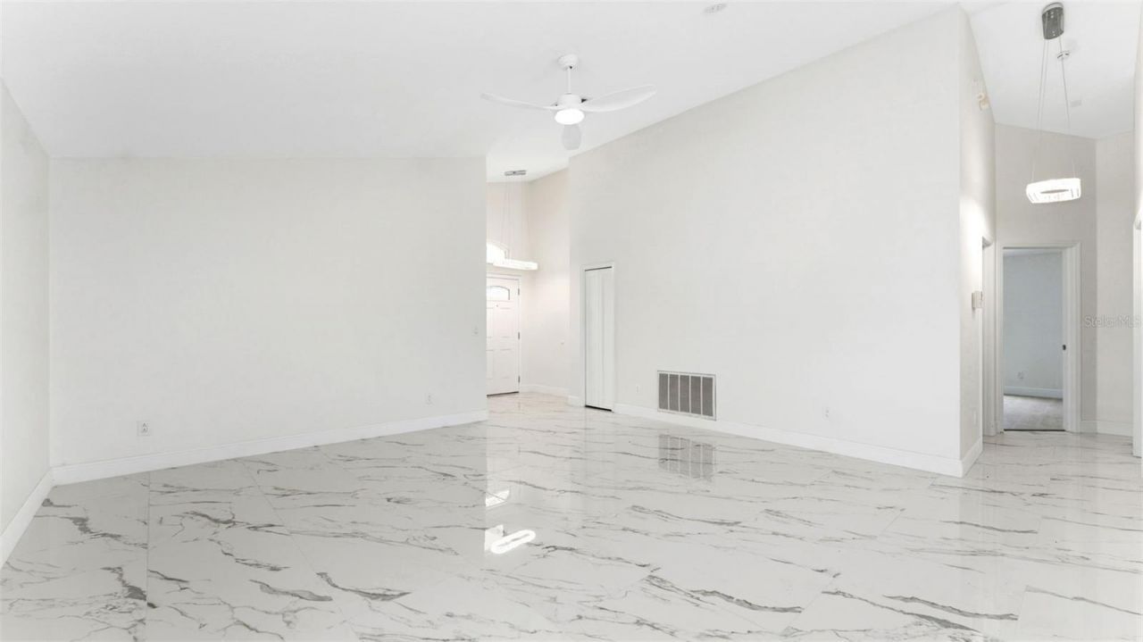 11708 Carrollwood Cove Drive , Tampa, FL 33624 Photo
