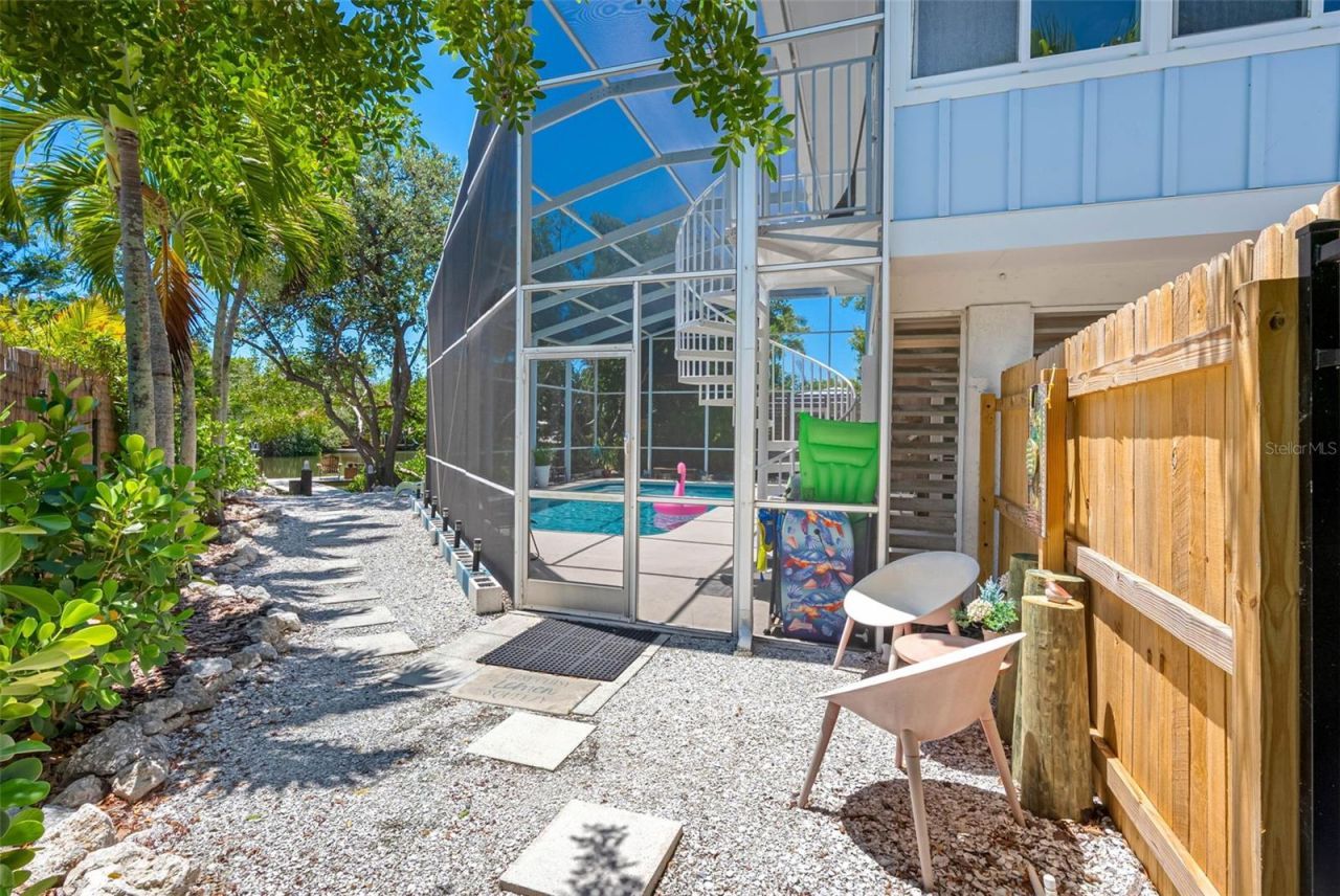 417 Poinsettia Road, Anna Maria, FL 34216 Photo