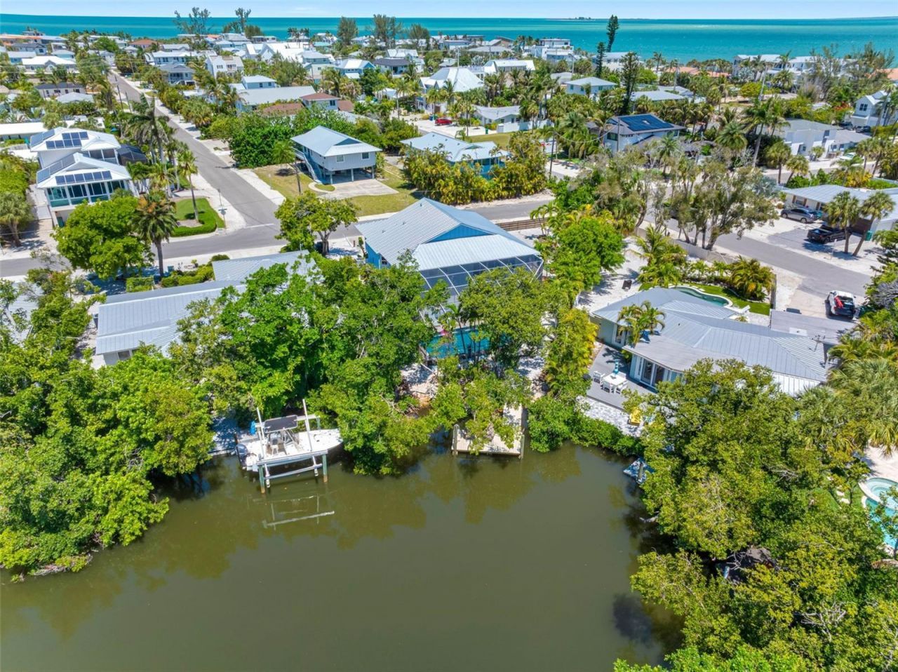 417 Poinsettia Road, Anna Maria, FL 34216 Photo