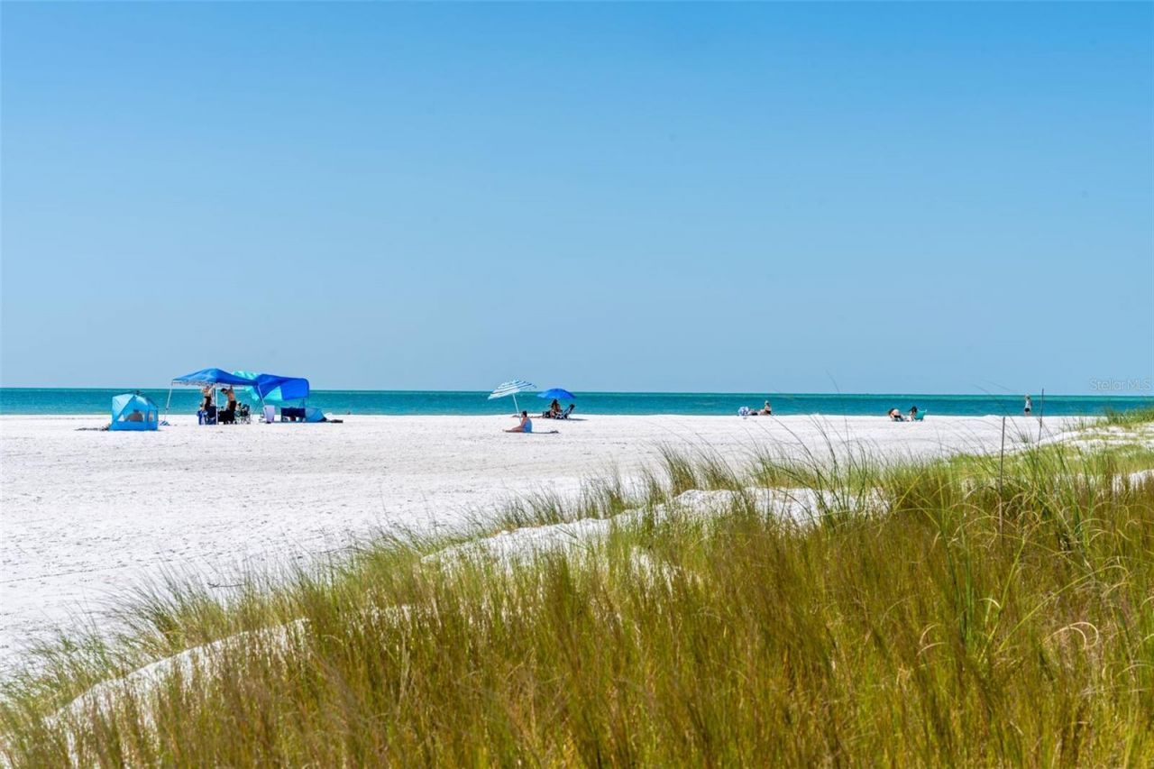 417 Poinsettia Road, Anna Maria, FL 34216 Photo