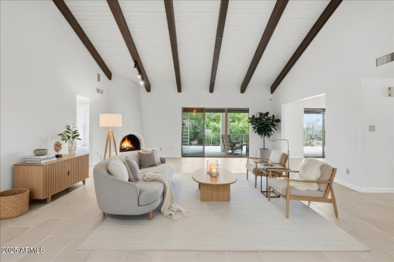 9437 E Calle De Valle Drive, Scottsdale, AZ 85255 Main Photo