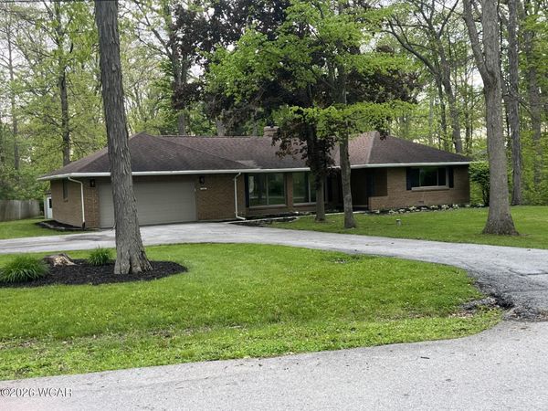 1360 Forest Drive, Lima, OH 45805