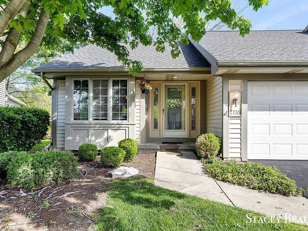 2735 Mulford Drive SE, Grand Rapids, MI 49546