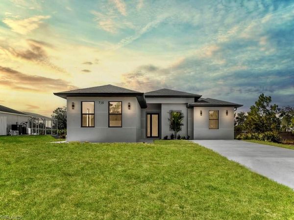 718 Bedford Point AVE, LEHIGH ACRES, FL 33974