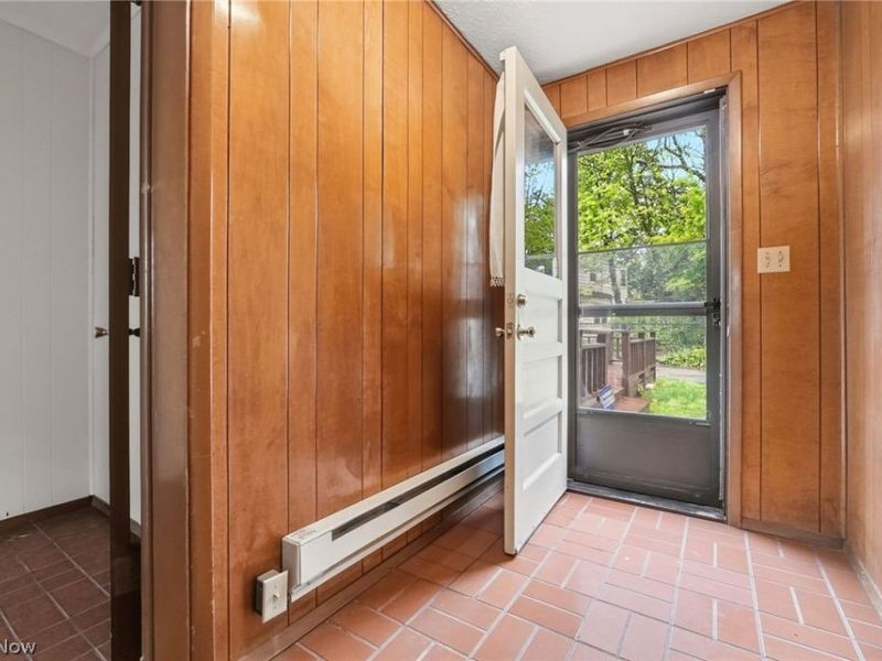 14316 Ashwood Road, Shaker Heights, OH 44120 Photo 5