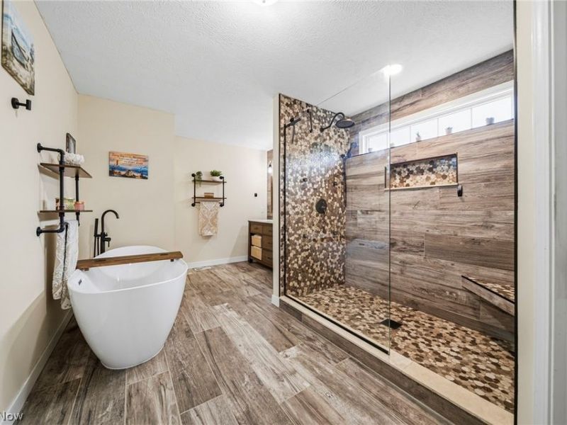 14751 Aspen Hills Lane, Burton, OH 44021 Photo 16