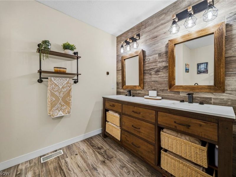 14751 Aspen Hills Lane, Burton, OH 44021 Photo 17