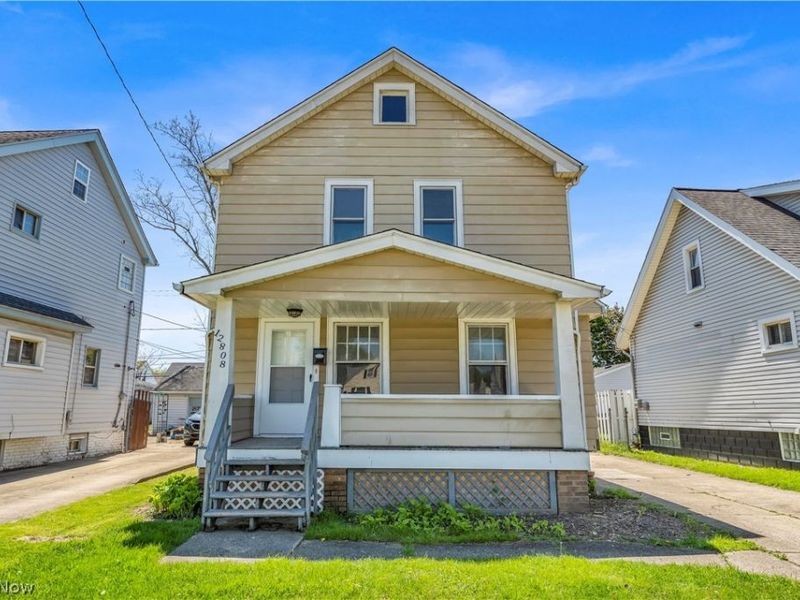 12808 Havana Road, Garfield Heights, OH 44125 Photo 1