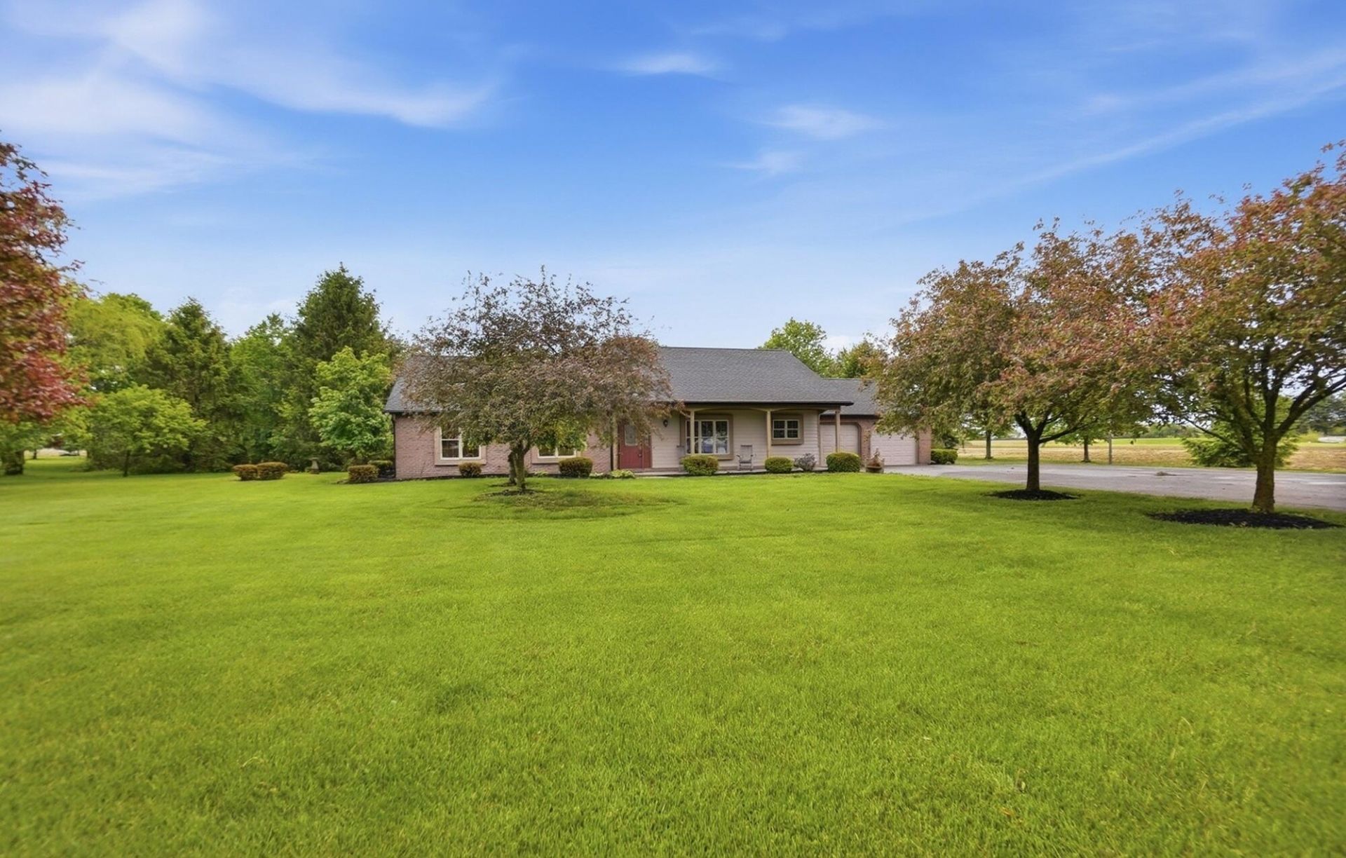 7131 N Spiker Road, Piqua, OH 45356 Main Photo