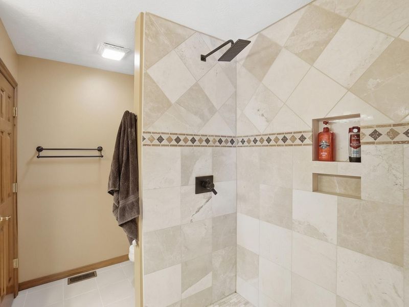 7131 N Spiker Road, Piqua, OH 45356 Photo 19