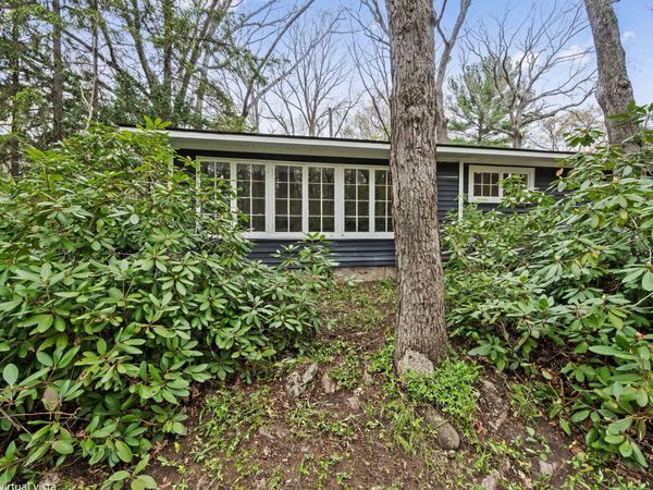 223 Shady Oak Drive, Michigan City, IN 46360