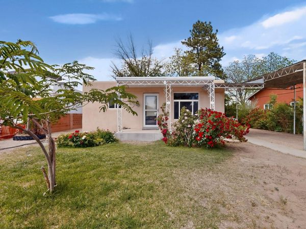 1319 Van Cleave Road NW, Albuquerque, NM 87107