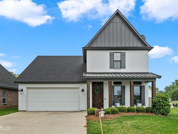 719 Perfect Place, Bossier City, LA 71111