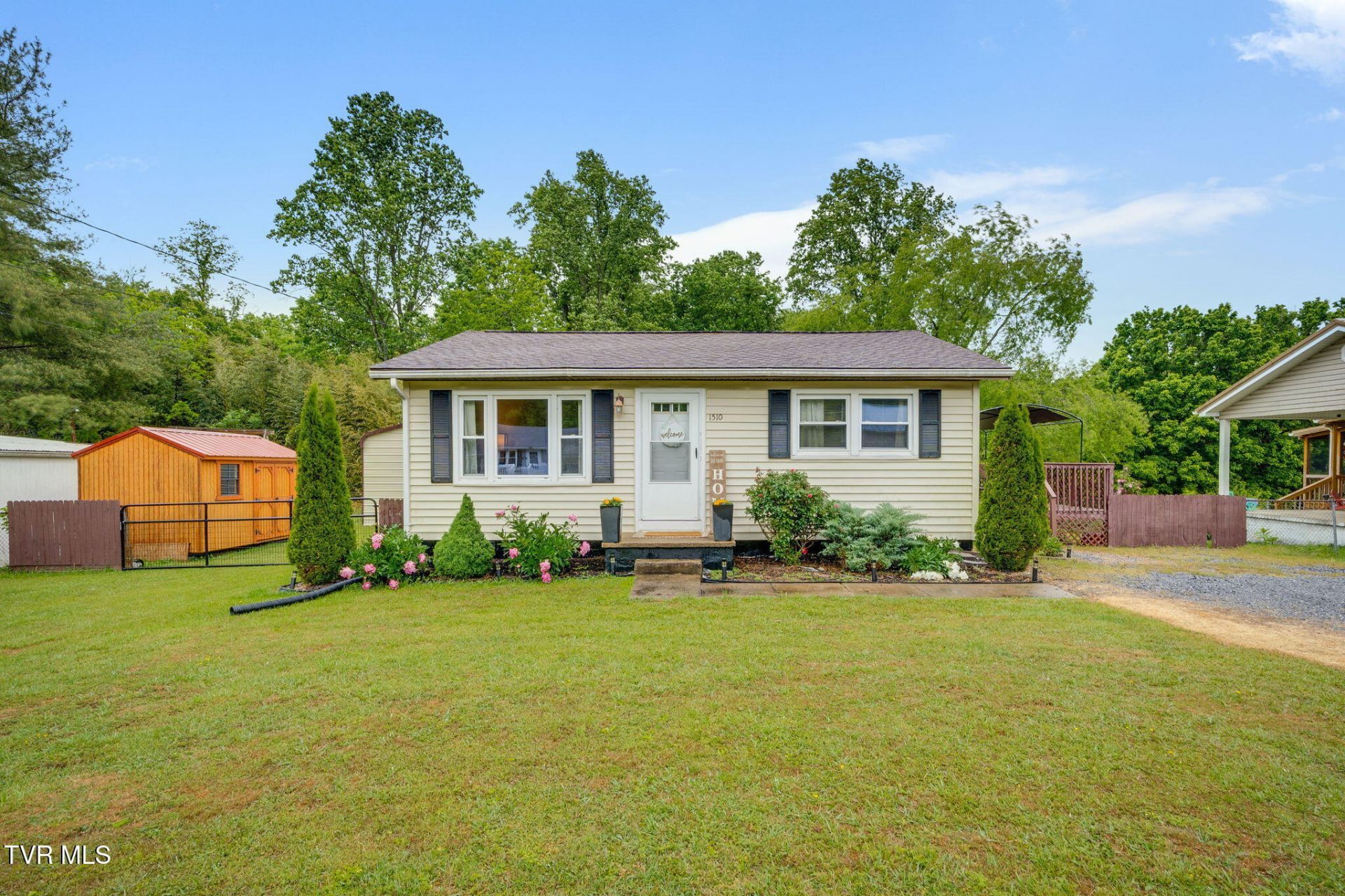 1510 Sylvan Street, Johnson City, TN 37604 Main Photo