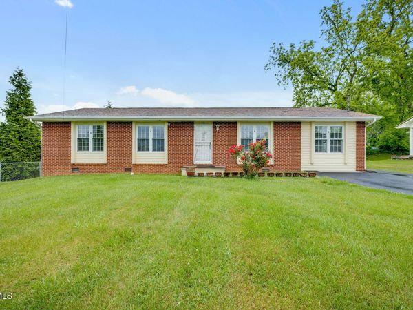 132 Cherrywood Lane, Bristol, TN 37620