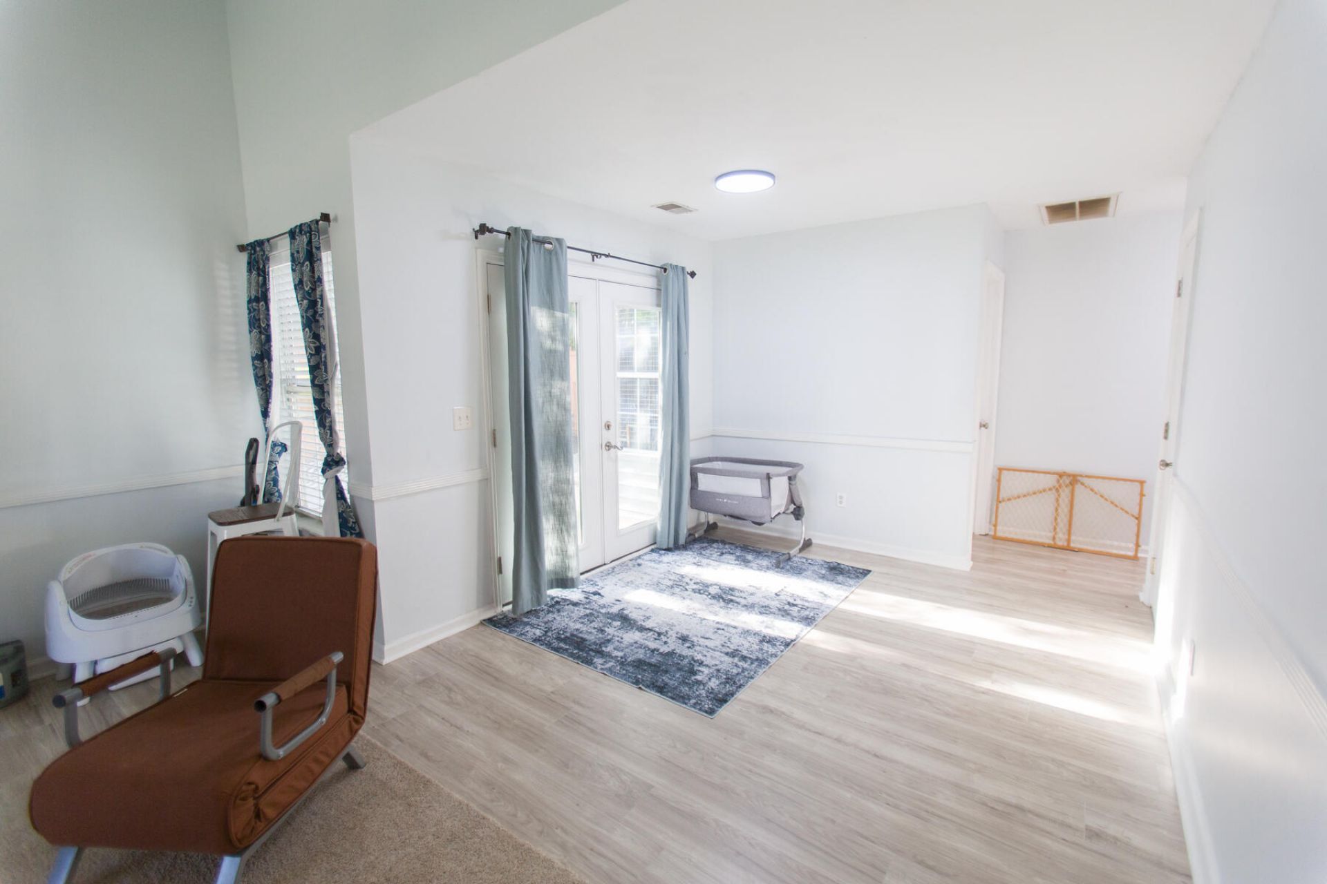 124 Paddock Way Photo 16