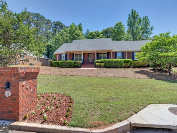 675 SE Clubland Circle, Conyers, GA 30094
