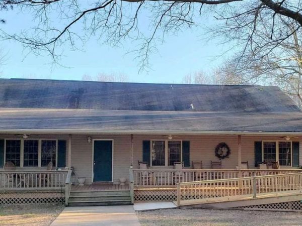 1990 Hewell Road NW, Dewy Rose, GA 30634