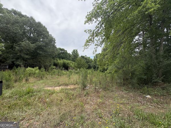 355 N River Circle, Hogansville, GA 30230