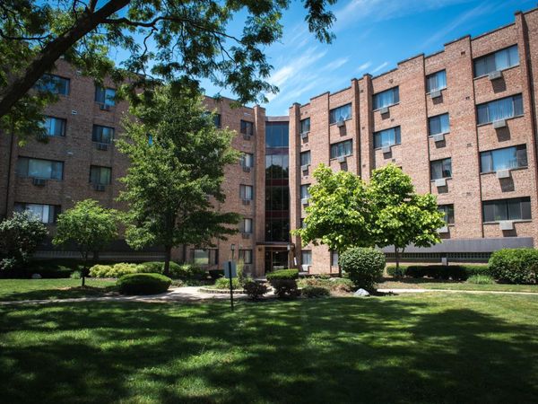 5348 N Cumberland Avenue , Unit 516, Chicago, IL 60656