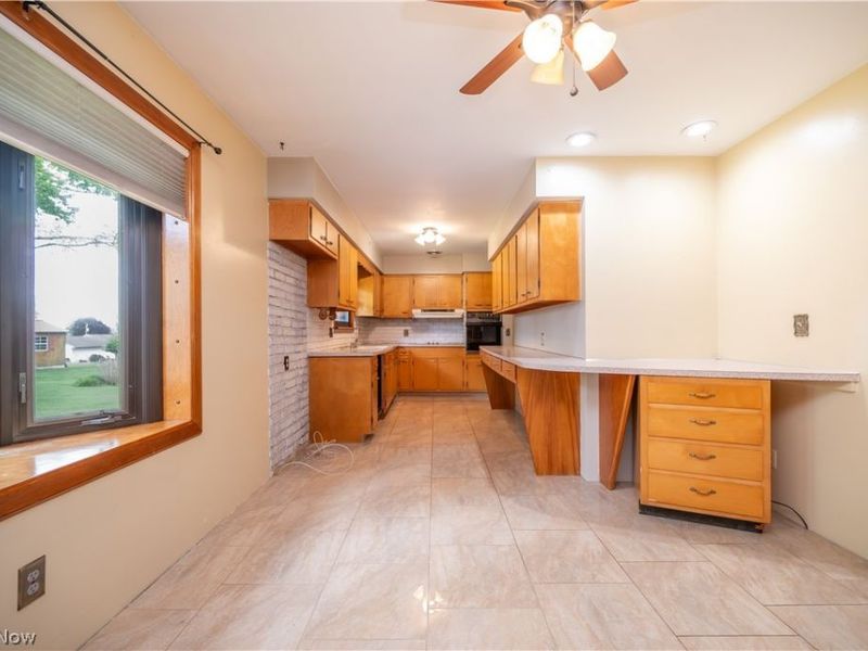 7627 Catherine Street, Masury, OH 44438 Photo 10