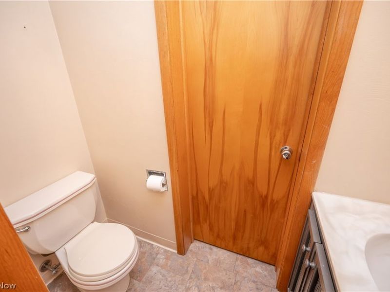 7627 Catherine Street, Masury, OH 44438 Photo 19