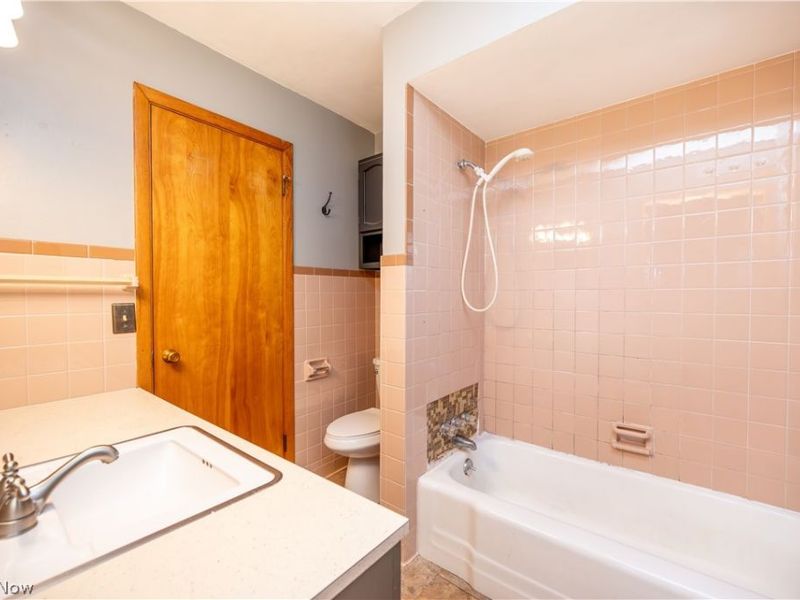 7627 Catherine Street, Masury, OH 44438 Photo 29