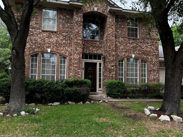 8315 Broken Branch DR , Round Rock, TX 78681